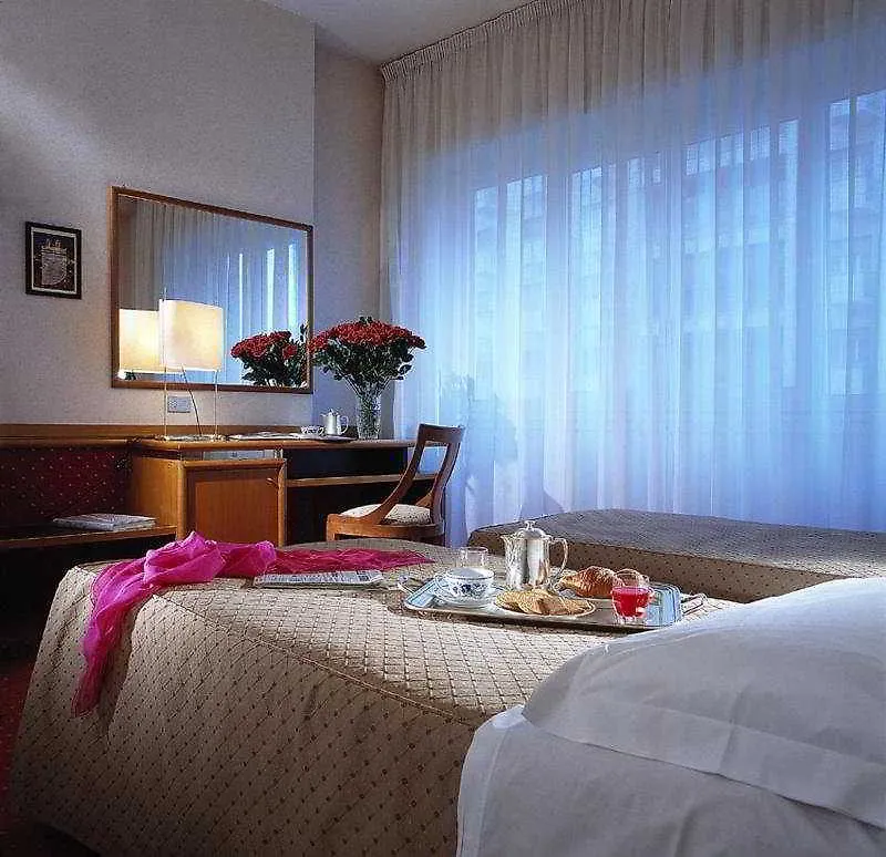 Best Western Hotel Piccadilly Roma 4*,  Italia
